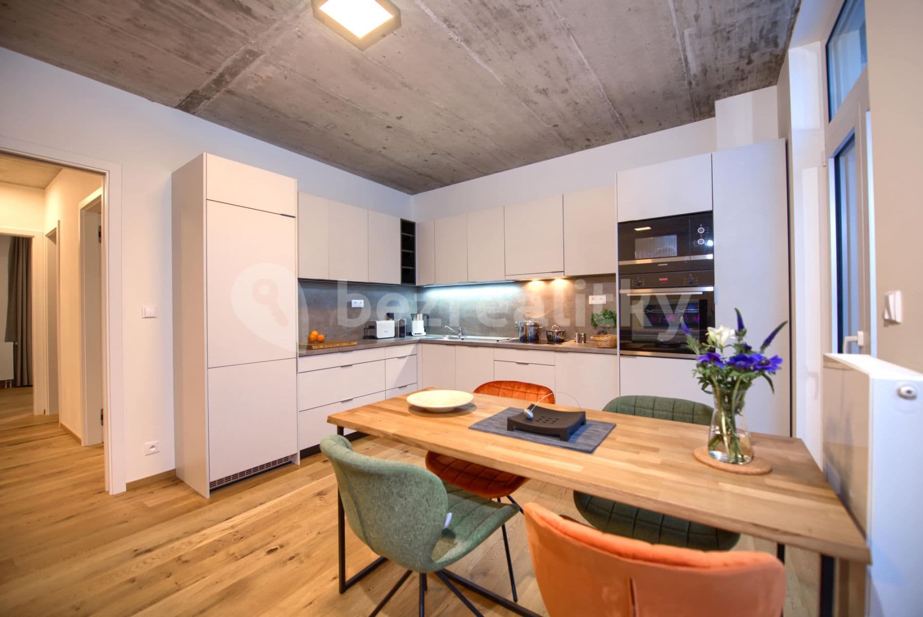 flat to rent, 90 m², Soukenická, Prague, Prague