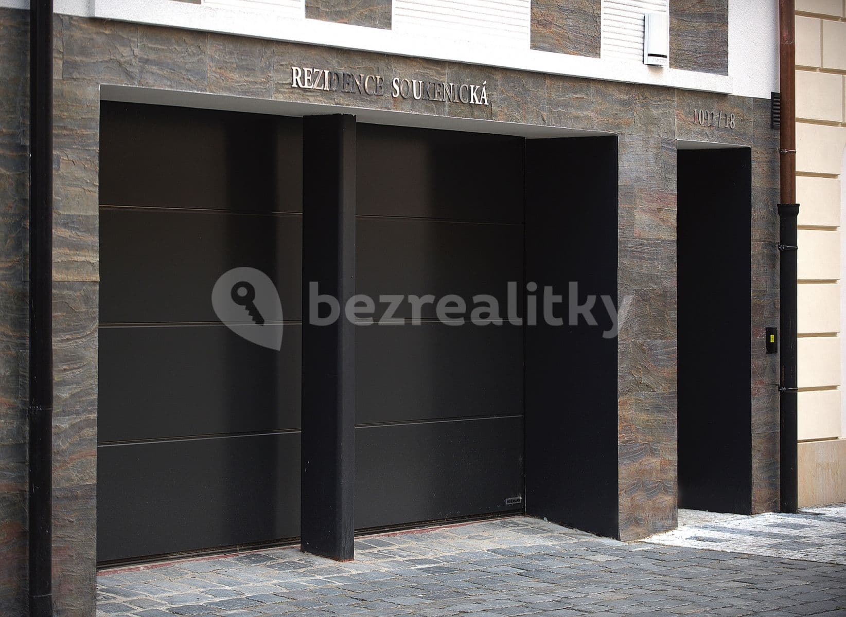 flat to rent, 90 m², Soukenická, Prague, Prague