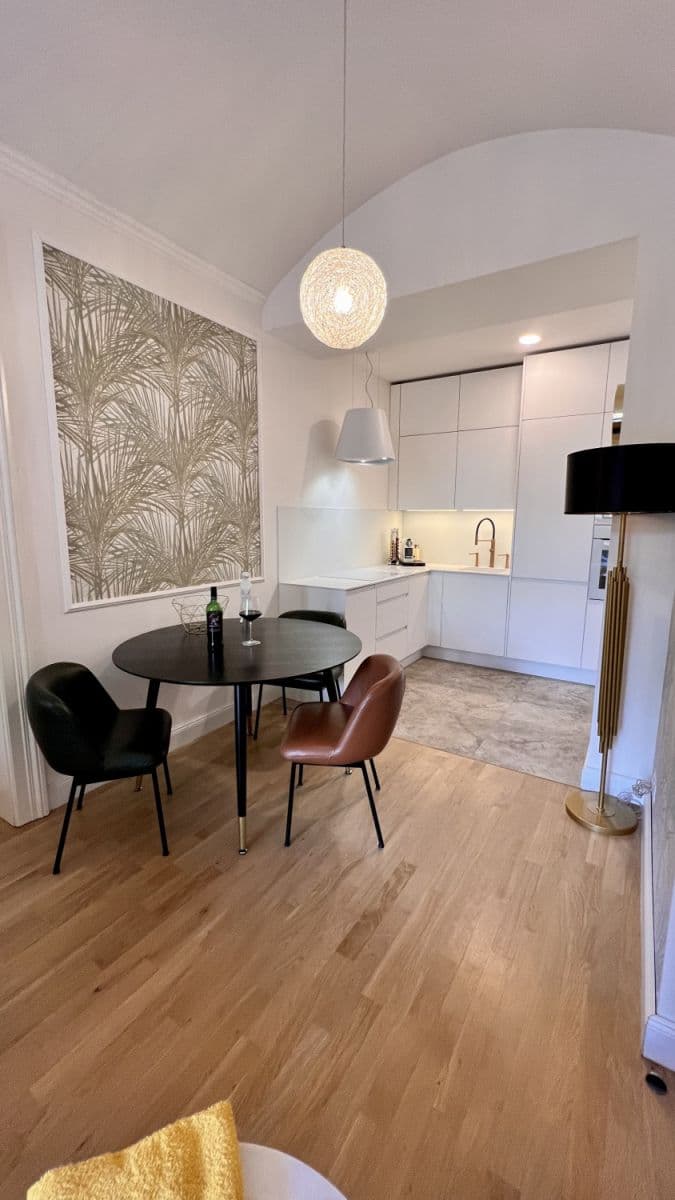 flat to rent, 70 m², U Rajské zahrady, Prague, Prague