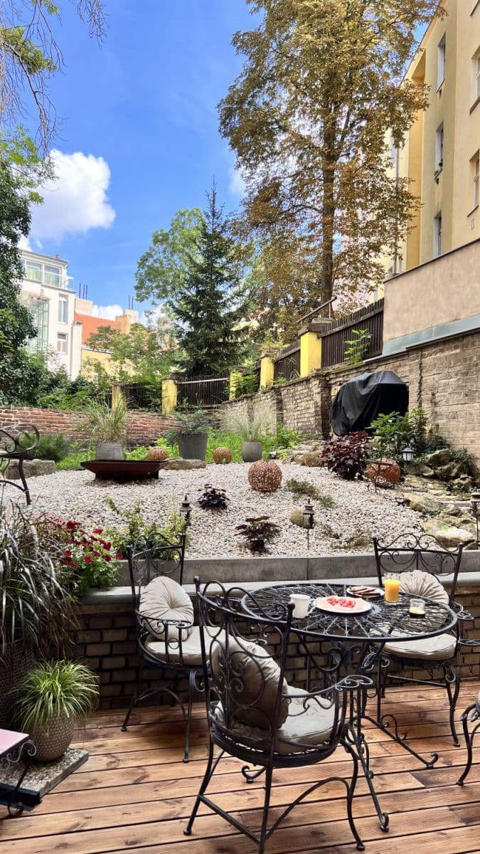 flat to rent, 70 m², U Rajské zahrady, Prague, Prague