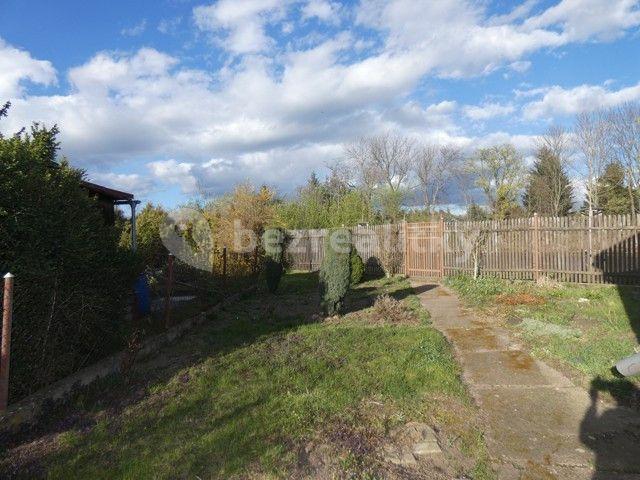 plot for sale, 560 m², Louny, Ústecký Region