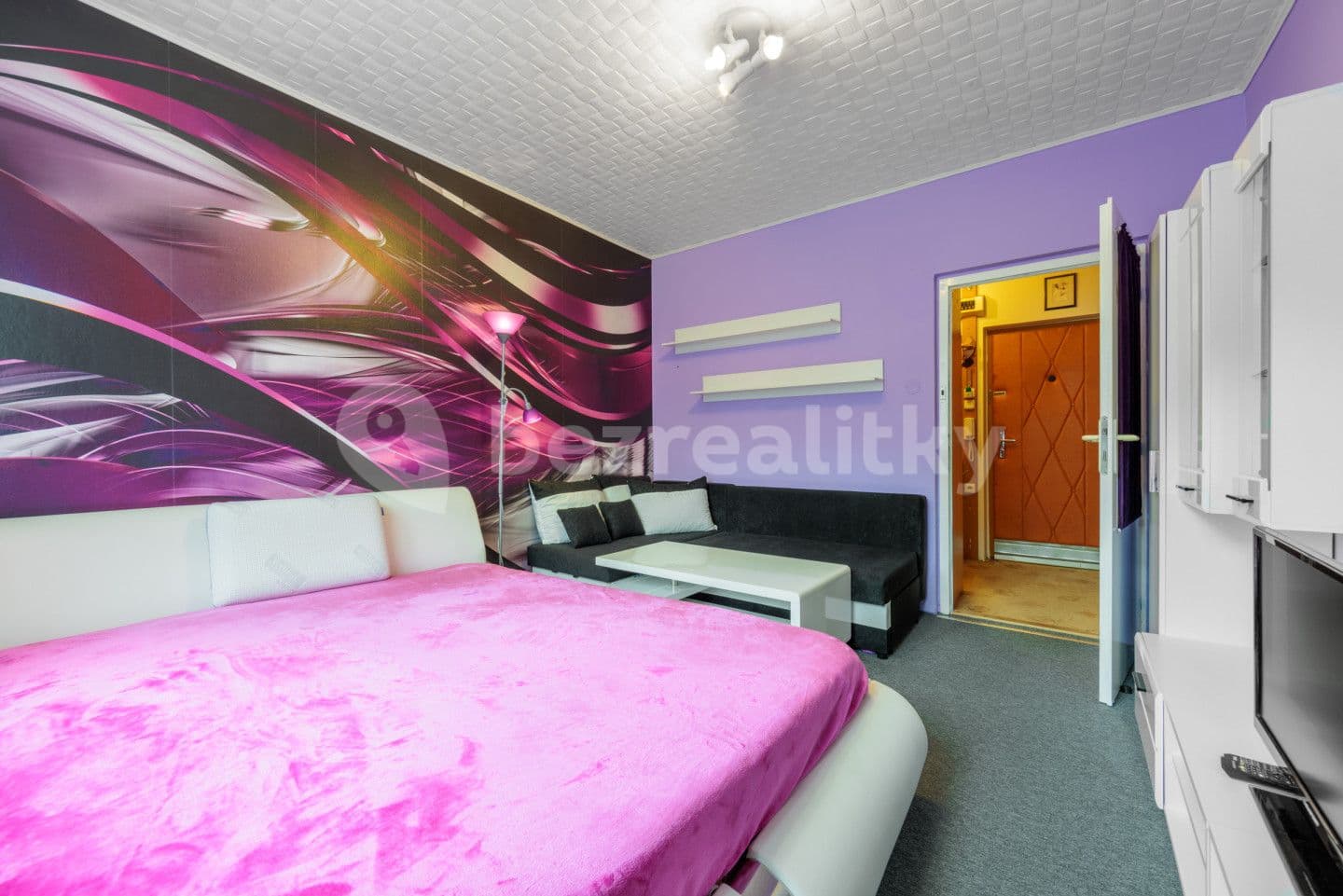 2 bedroom flat for sale, 60 m², Sportovní, Loket, Karlovarský Region