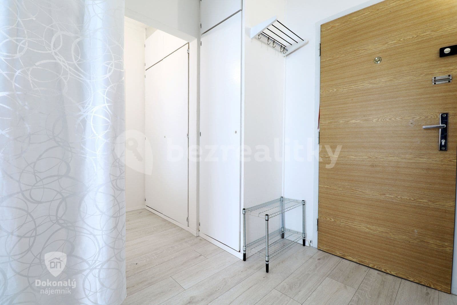 1 bedroom with open-plan kitchen flat to rent, 48 m², Gabinova, Prague, Prague