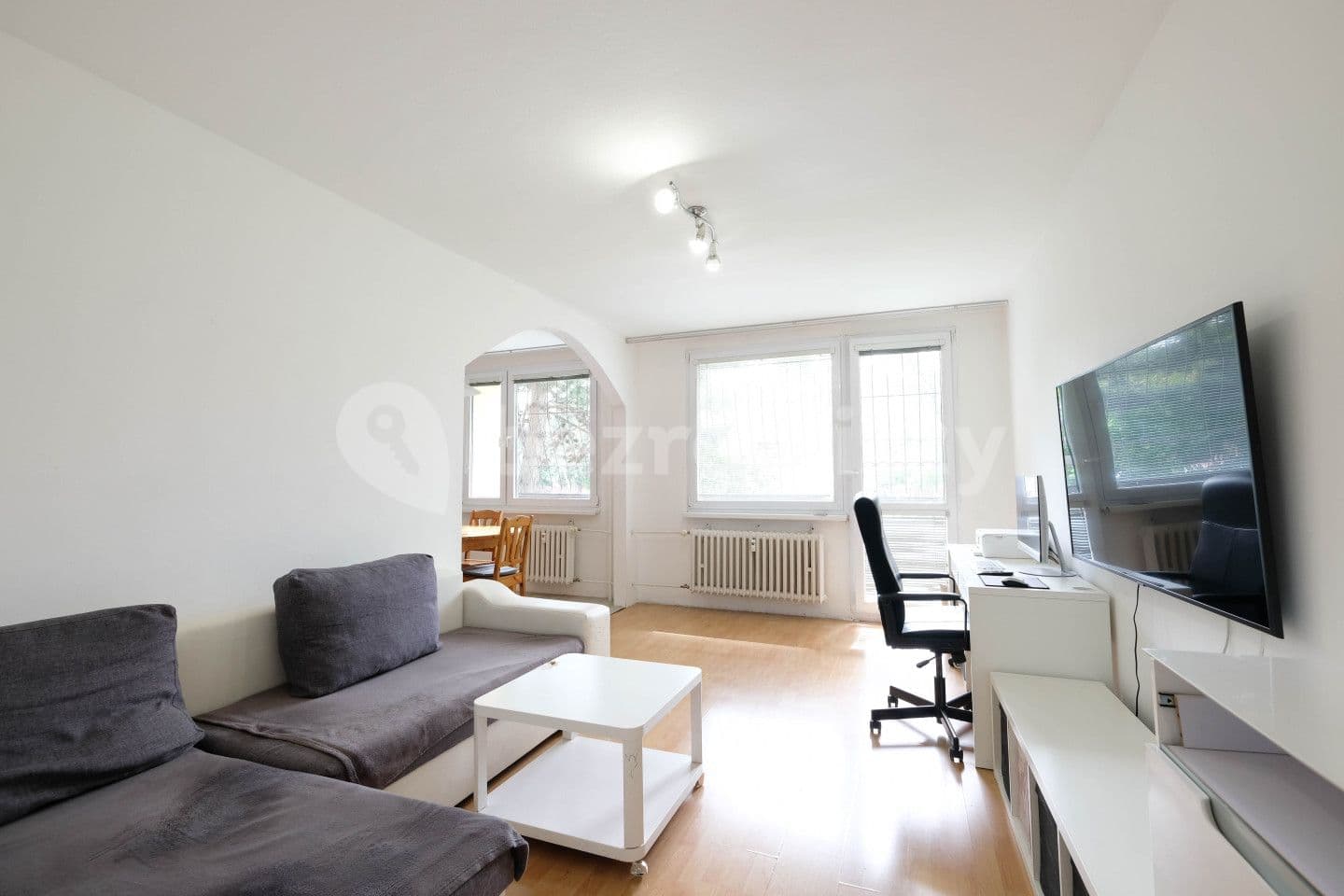 2 bedroom with open-plan kitchen flat for sale, 76 m², Pod strání, Prague, Prague