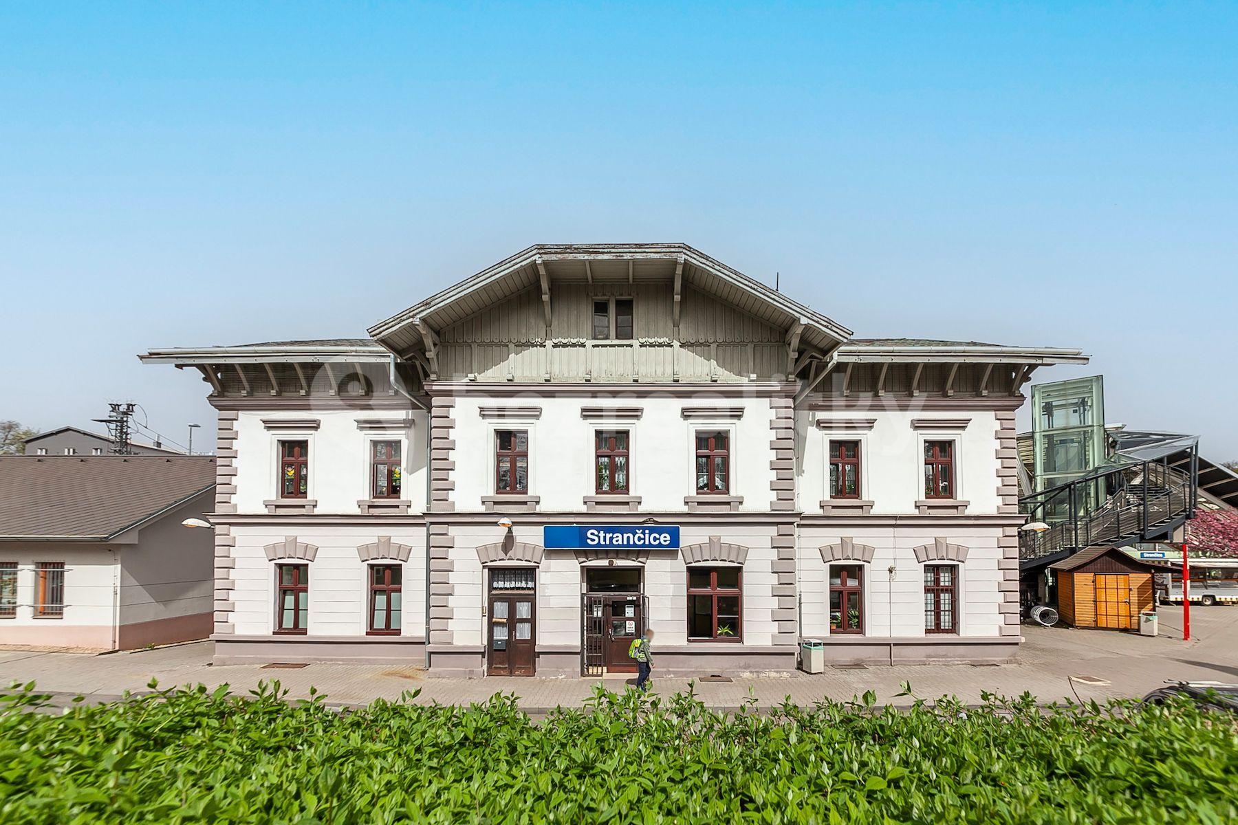 house for sale, 104 m², U Trati, Všestary, Středočeský Region