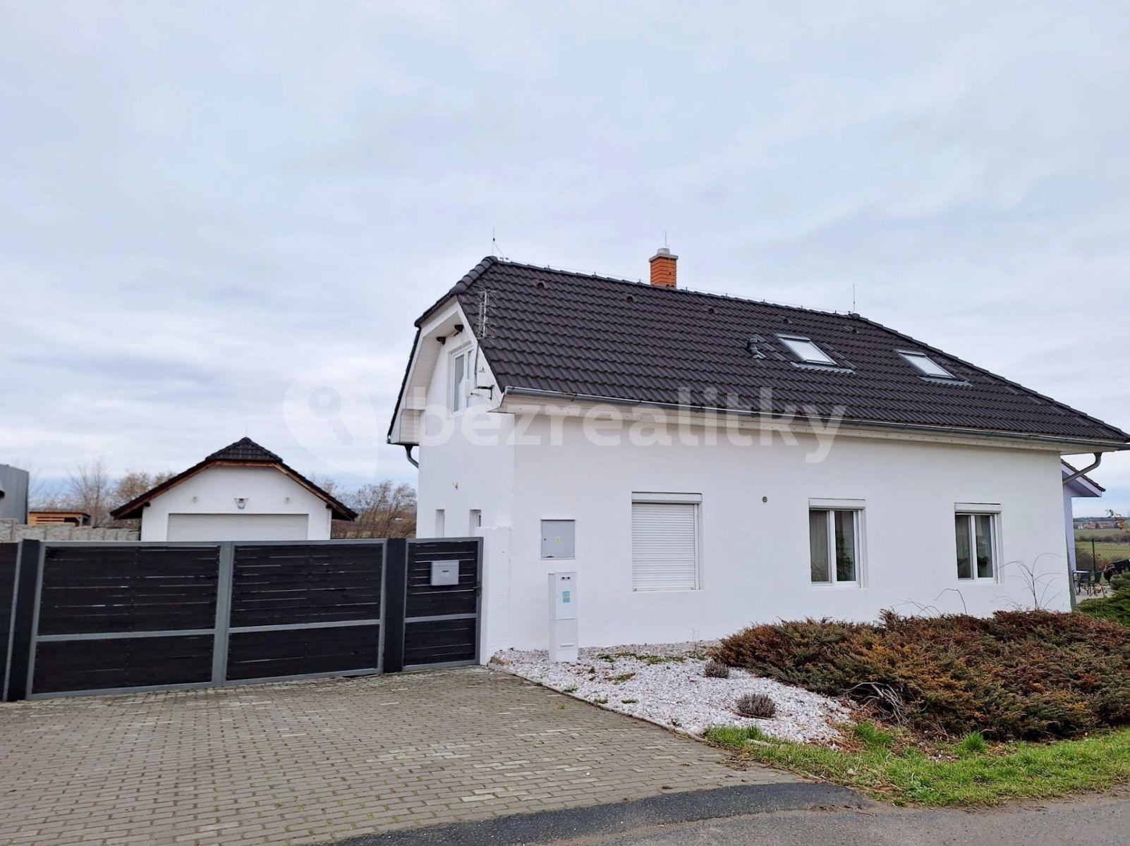 house for sale, 185 m², Vykáň, Středočeský Region