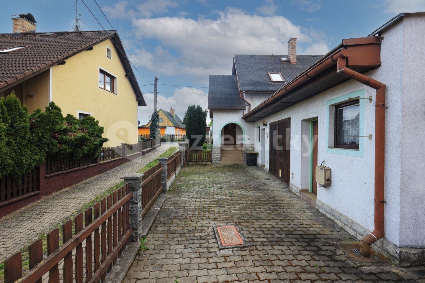 house for sale, 138 m², Chodov, Karlovarský Region