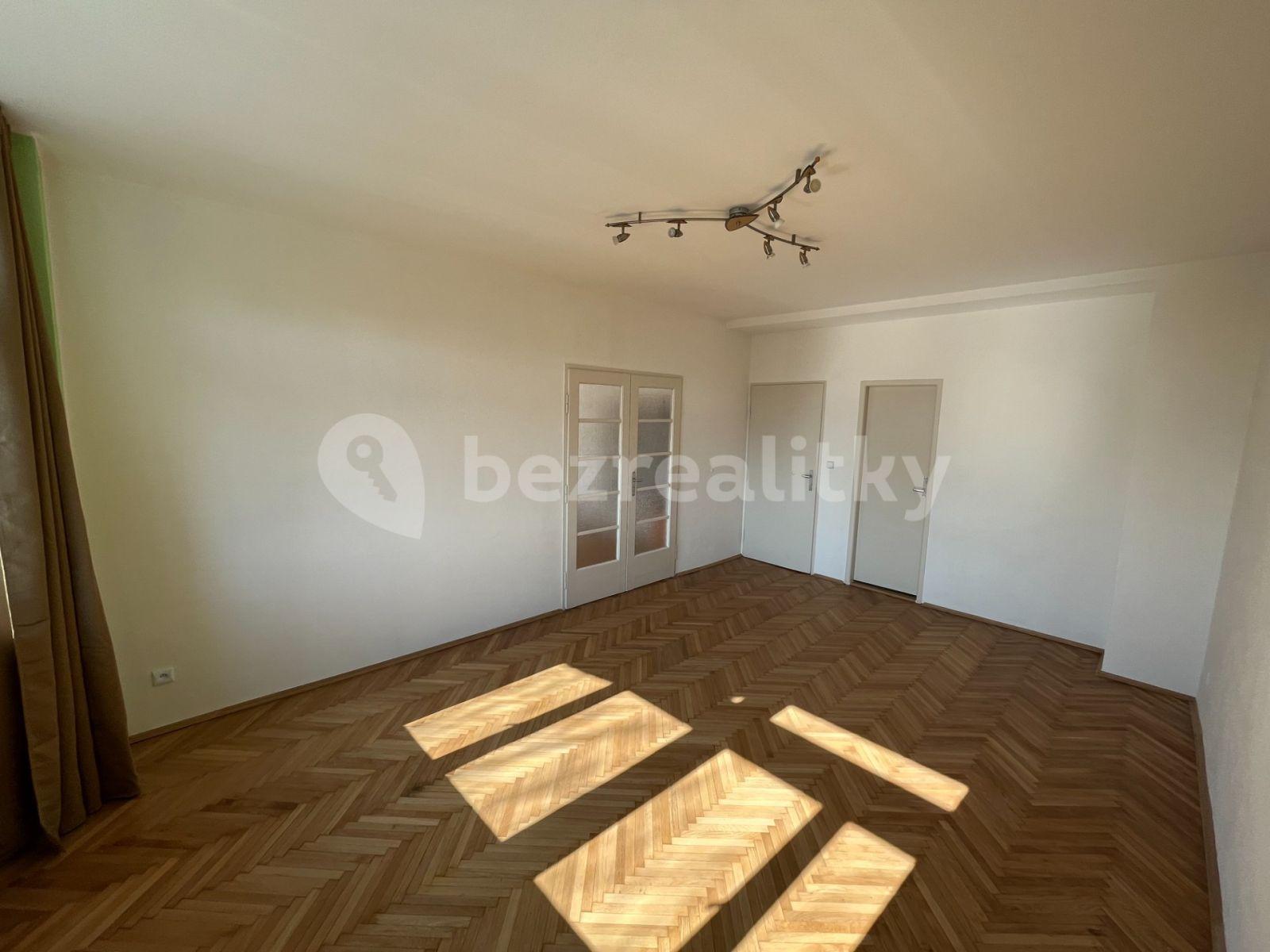 2 bedroom flat to rent, 90 m², Šrobárova, Prague, Prague