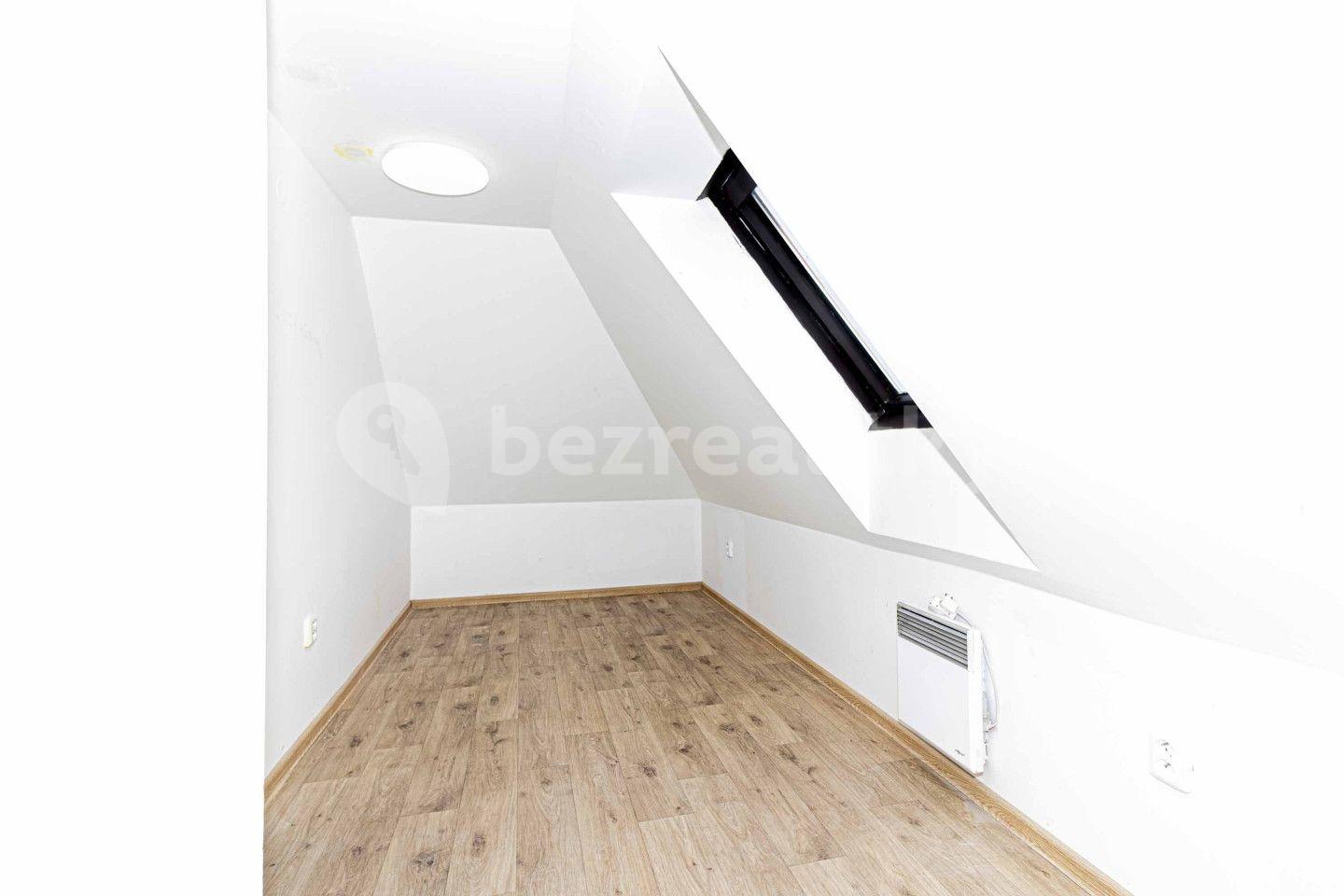 3 bedroom flat for sale, 49 m², Dušníky, Ústecký Region