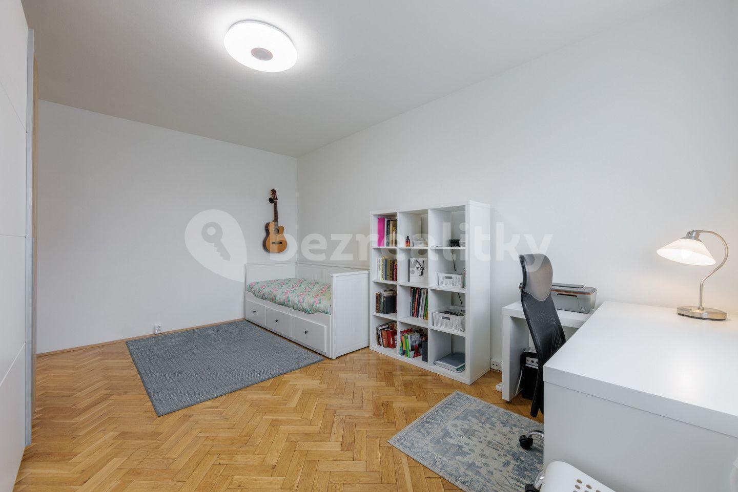 2 bedroom flat for sale, 56 m², Maďarská, Karlovy Vary, Karlovarský Region