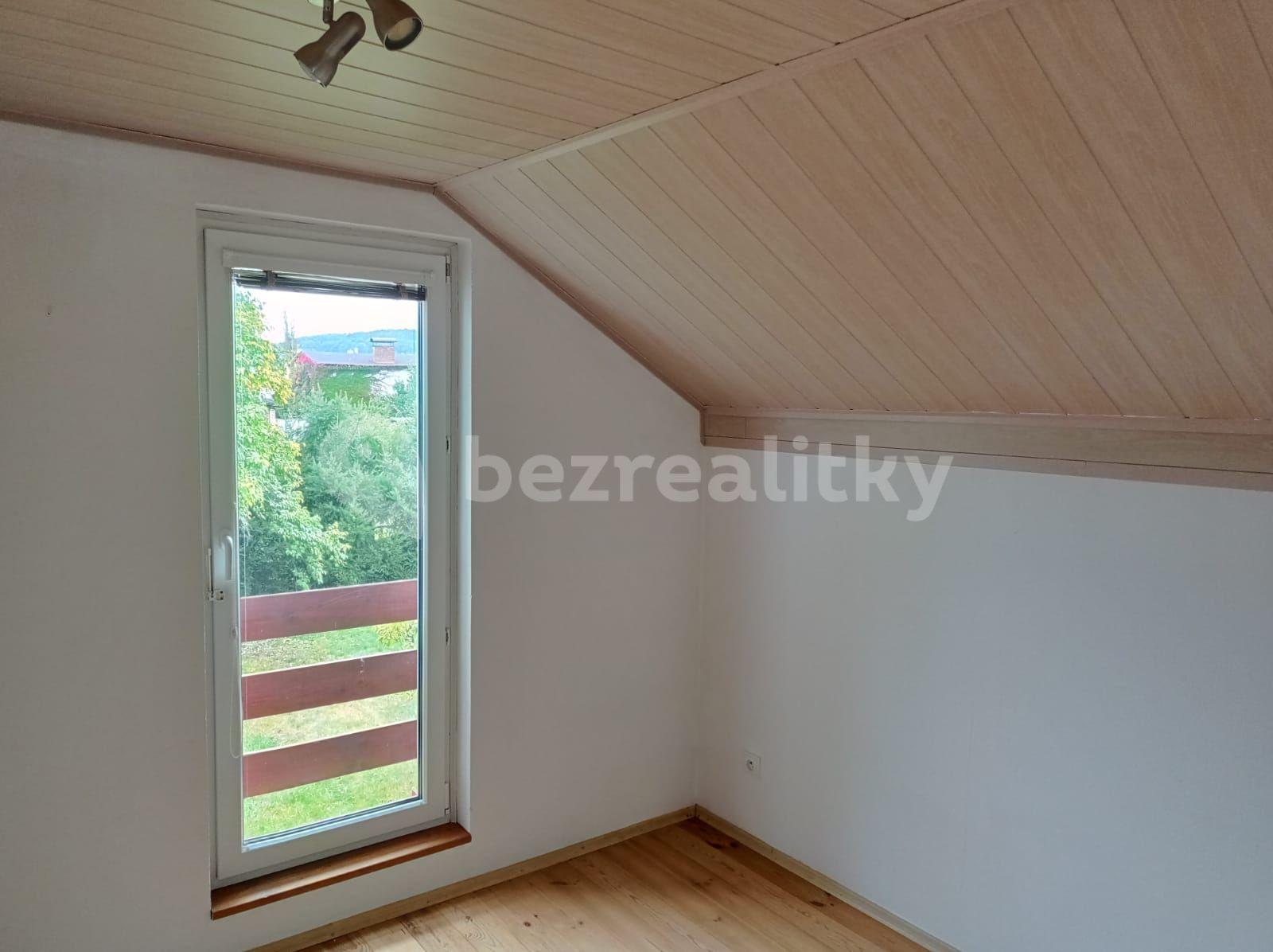 1 bedroom with open-plan kitchen flat to rent, 42 m², Ivana Olbrachta, Mnichovo Hradiště, Středočeský Region