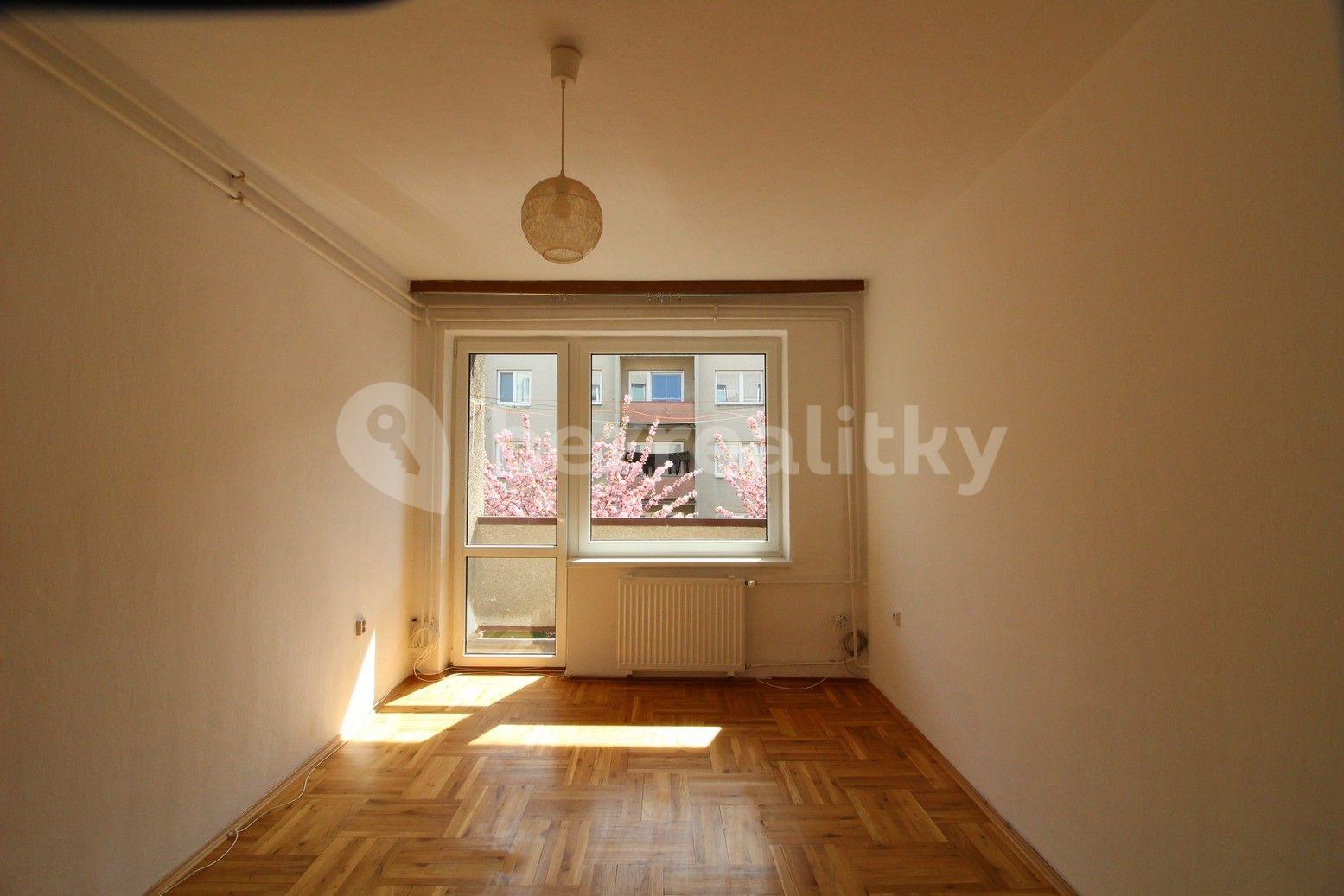 3 bedroom flat for sale, 90 m², Úprkova, Staré Město, Zlínský Region
