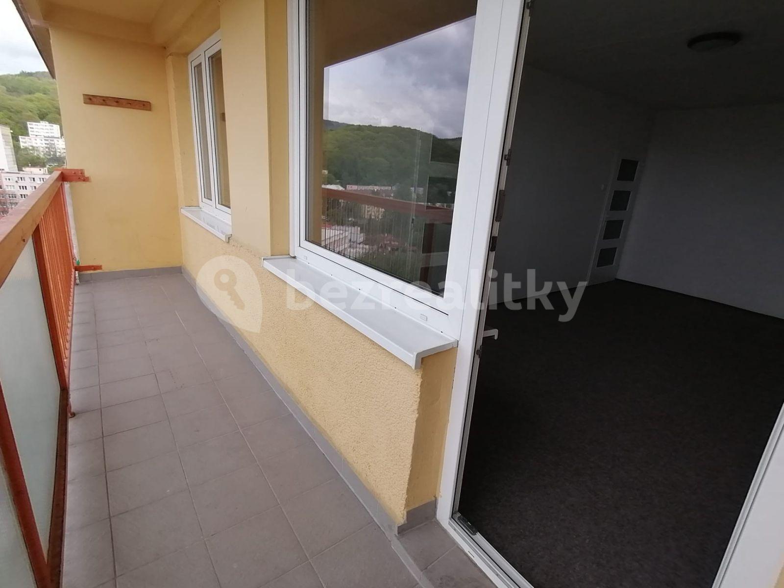1 bedroom flat for sale, 34 m², Valdštejnská, Litvínov, Ústecký Region