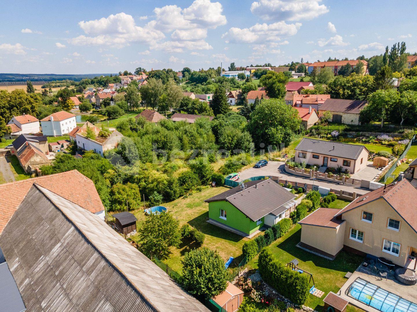 house for sale, 74 m², U Topolu, Stochov, Středočeský Region