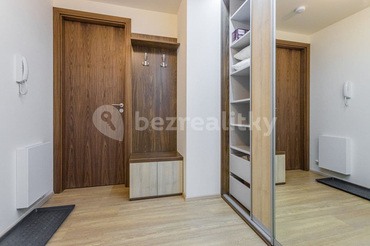 flat to rent, 35 m², Hlaváčkova, Prague, Prague