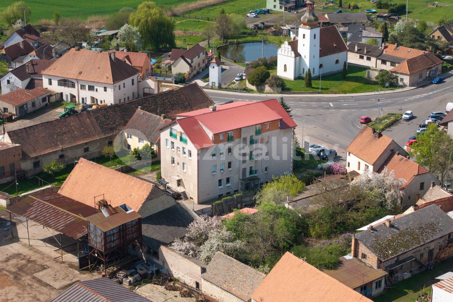 non-residential property for sale, 385 m², Dobroměřice, Ústecký Region