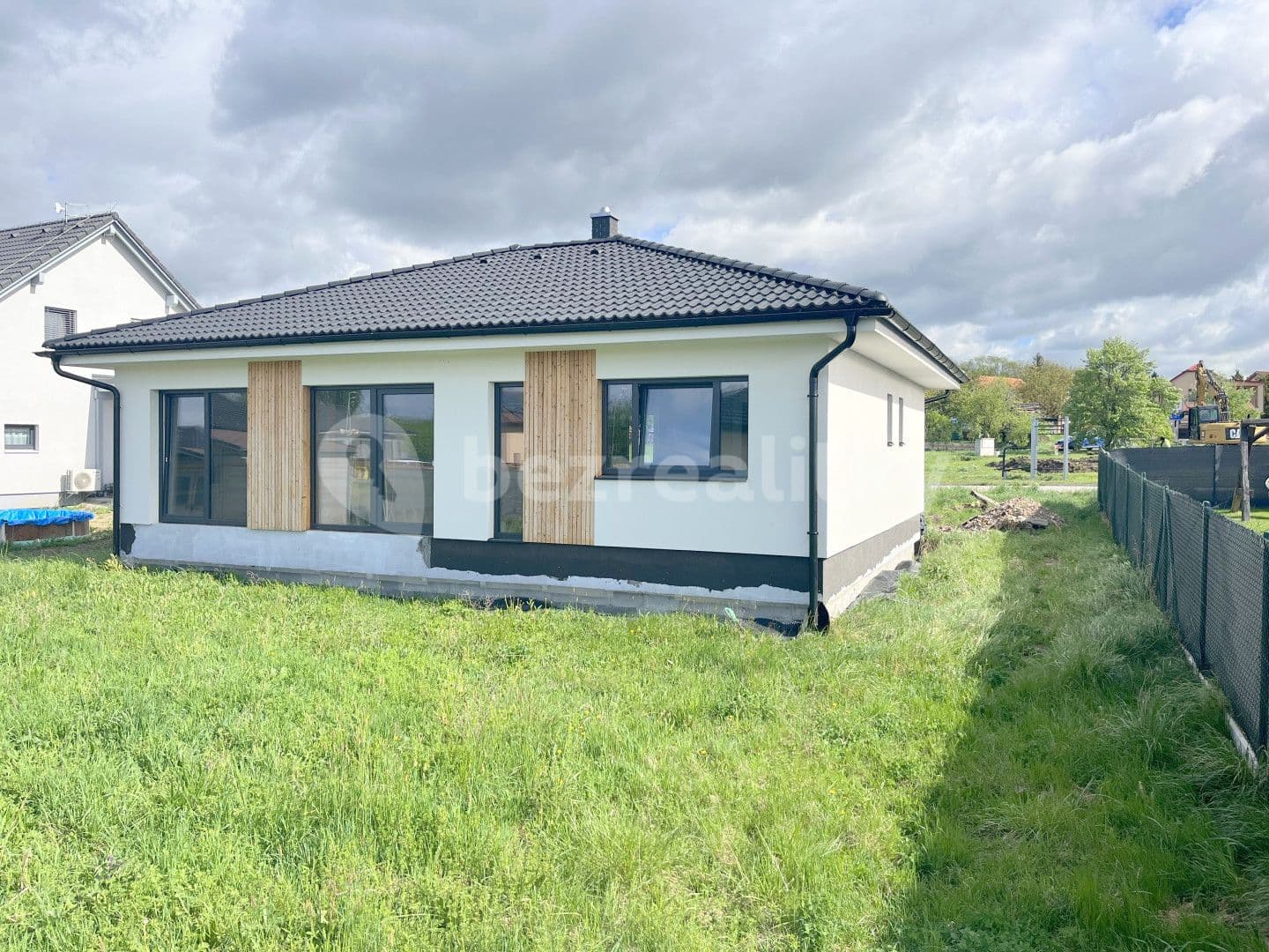 house for sale, 101 m², Krakovany, Středočeský Region