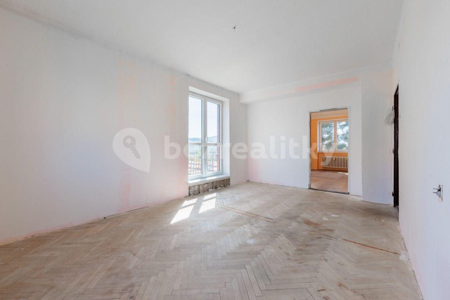 2 bedroom flat for sale, 53 m², Hornická, Sokolov, Karlovarský Region