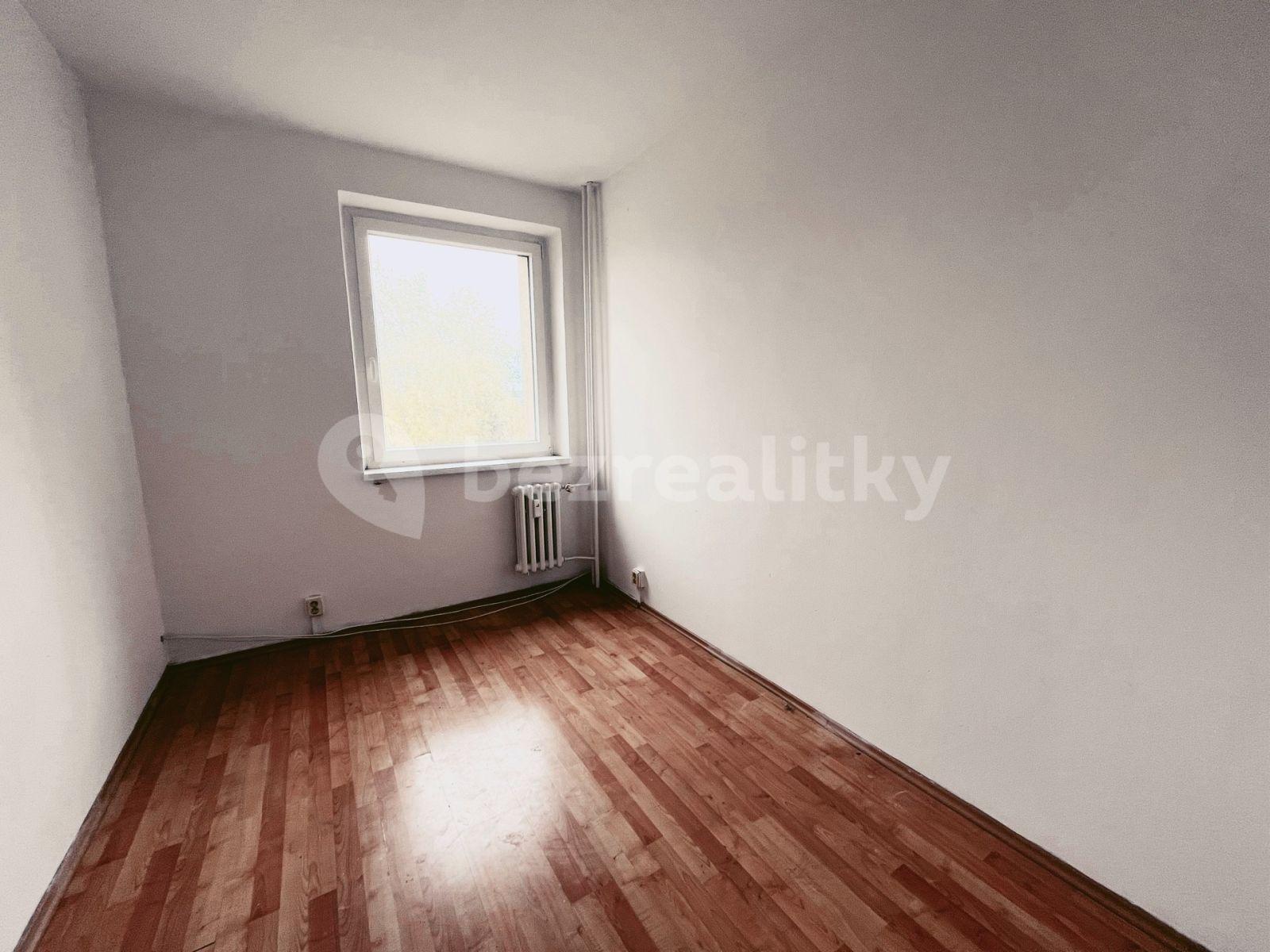 3 bedroom flat for sale, 65 m², Průběžná, Milovice, Středočeský Region