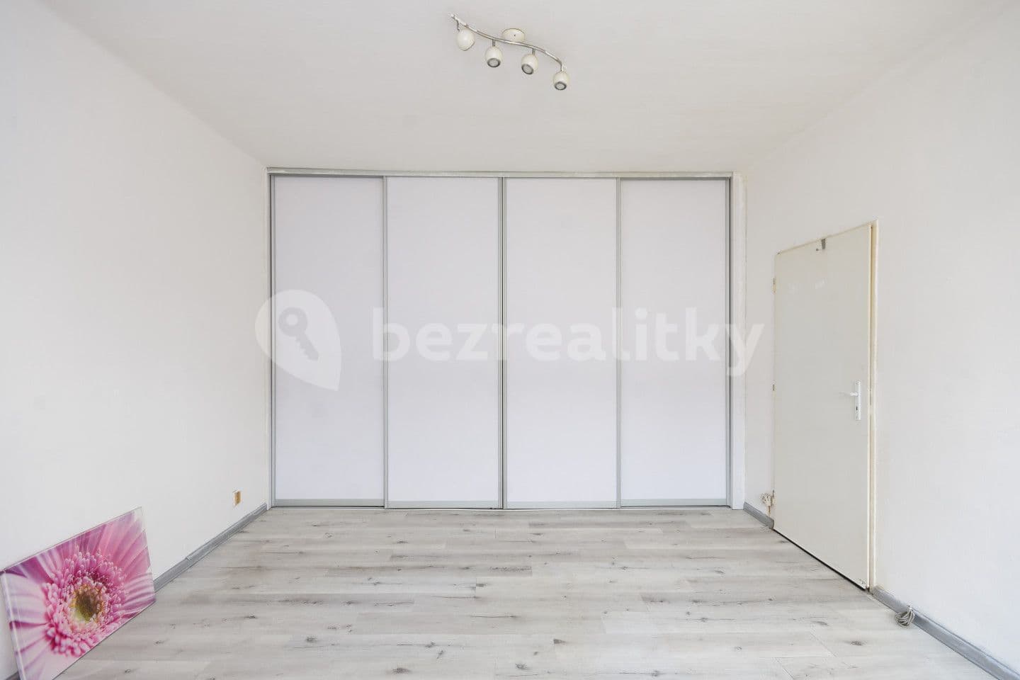 2 bedroom with open-plan kitchen flat for sale, 63 m², Repinova, Ostrava, Moravskoslezský Region
