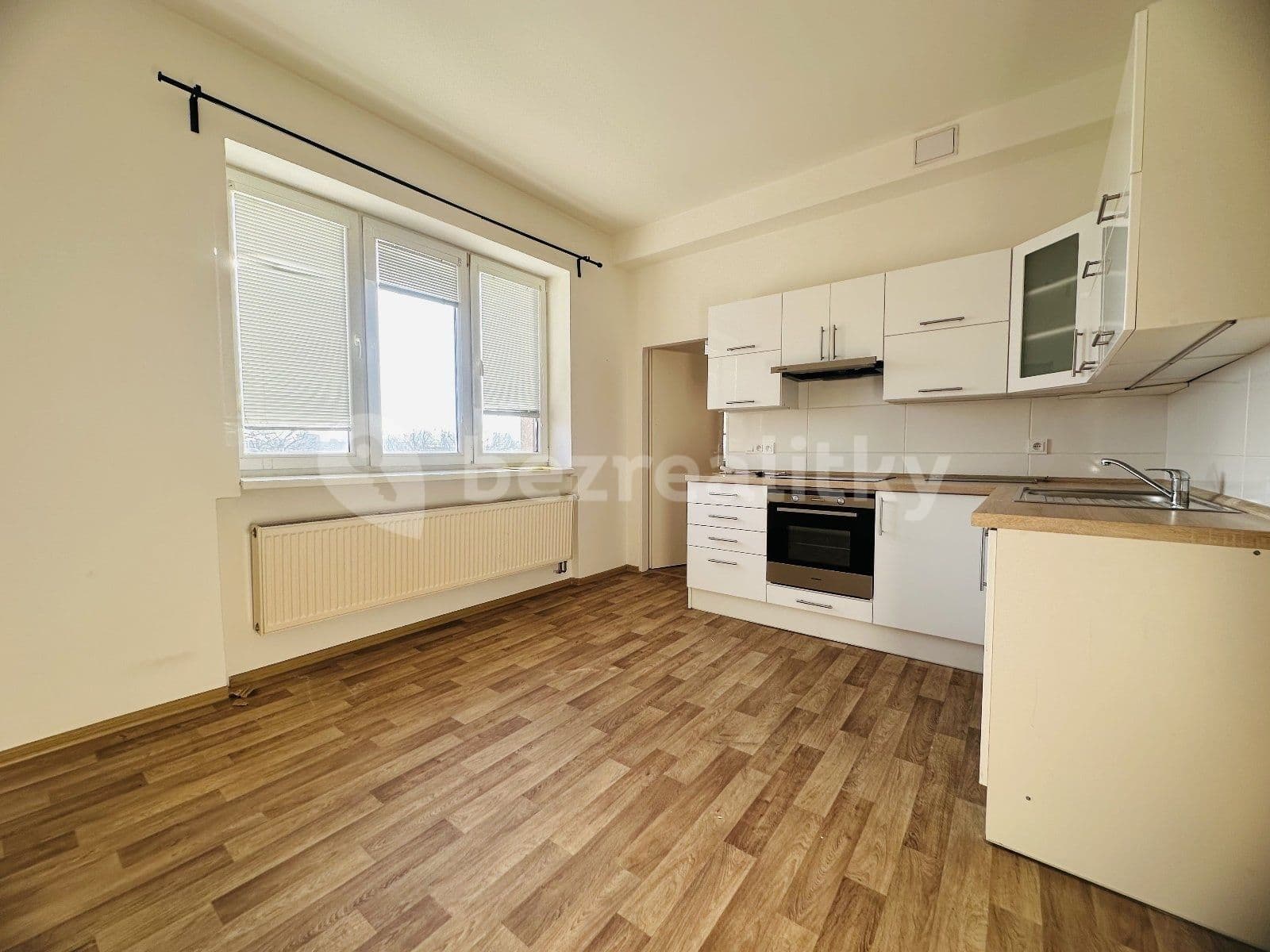1 bedroom flat to rent, 42 m², Myslbekova, Ostrava, Moravskoslezský Region