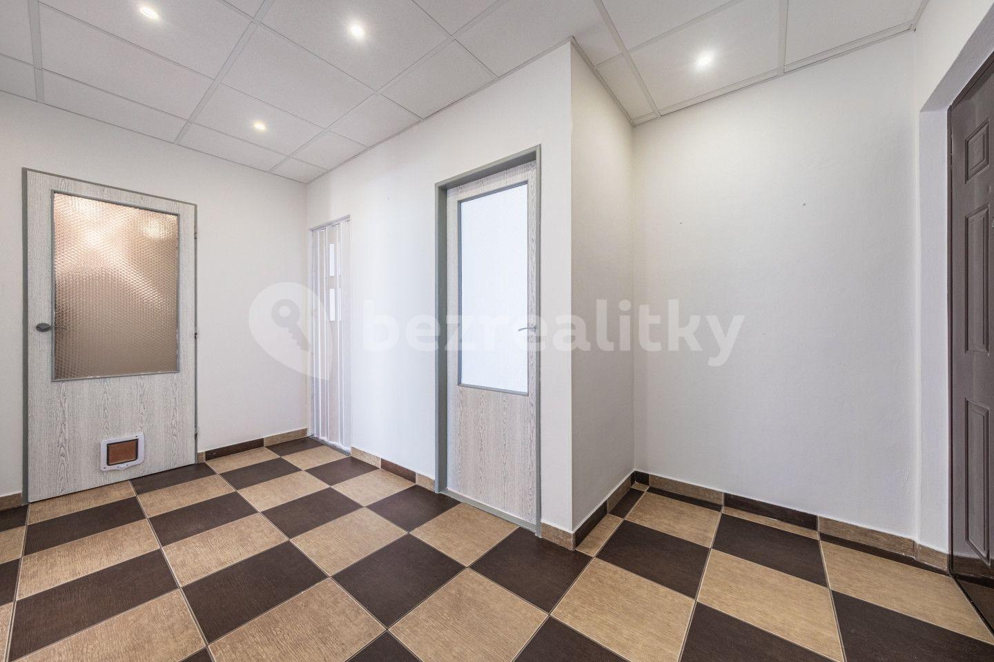 3 bedroom flat for sale, 71 m², Dr. Václava Kůrky, Žatec, Ústecký Region