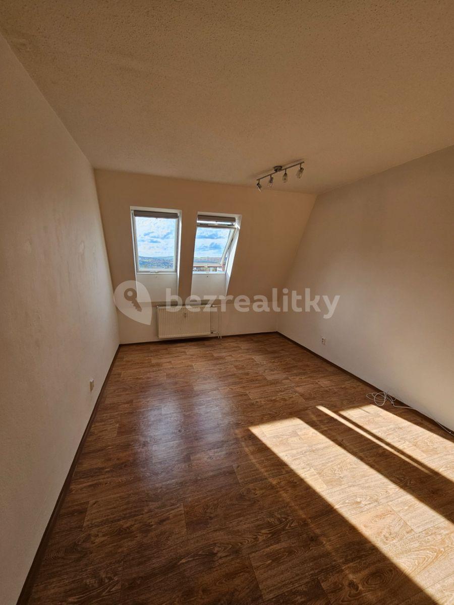 2 bedroom with open-plan kitchen flat to rent, 60 m², Luční, Valašské Meziříčí, Zlínský Region
