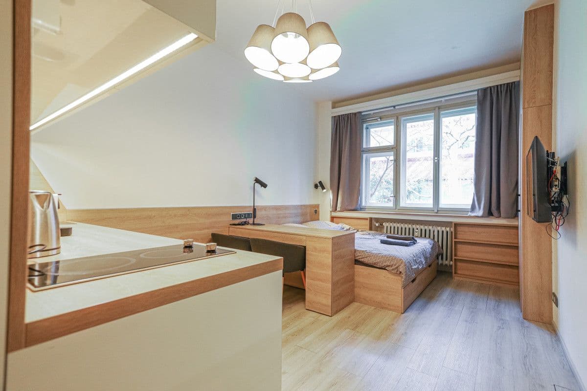flat to rent, 25 m², Stroupežnického, Prague, Prague