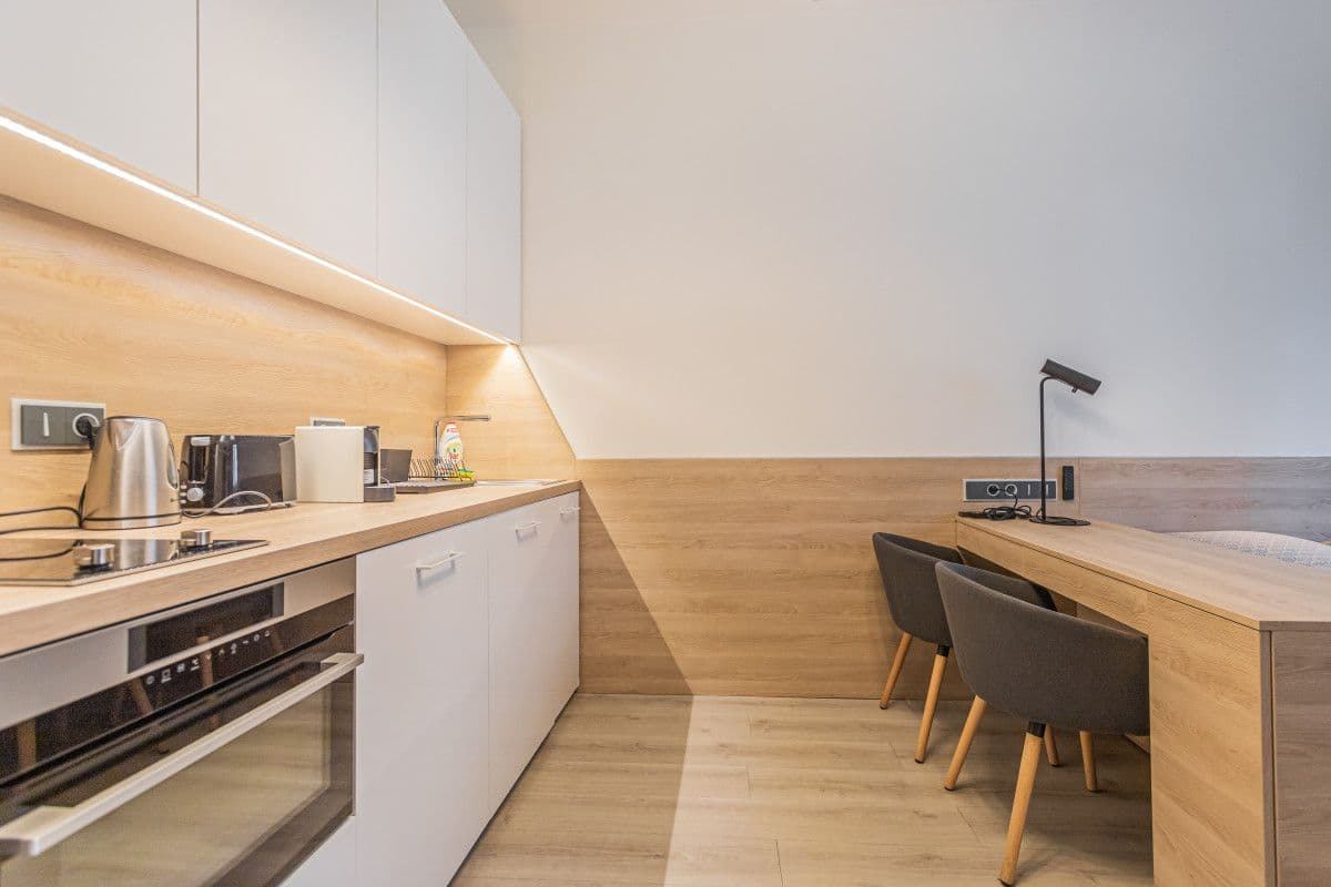 flat to rent, 25 m², Stroupežnického, Prague, Prague