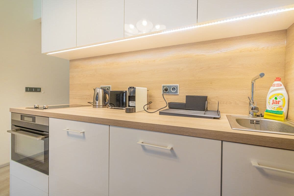 flat to rent, 25 m², Stroupežnického, Prague, Prague
