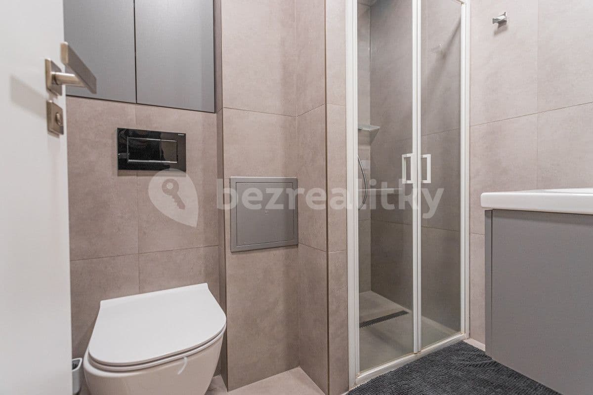 flat to rent, 25 m², Stroupežnického, Prague, Prague