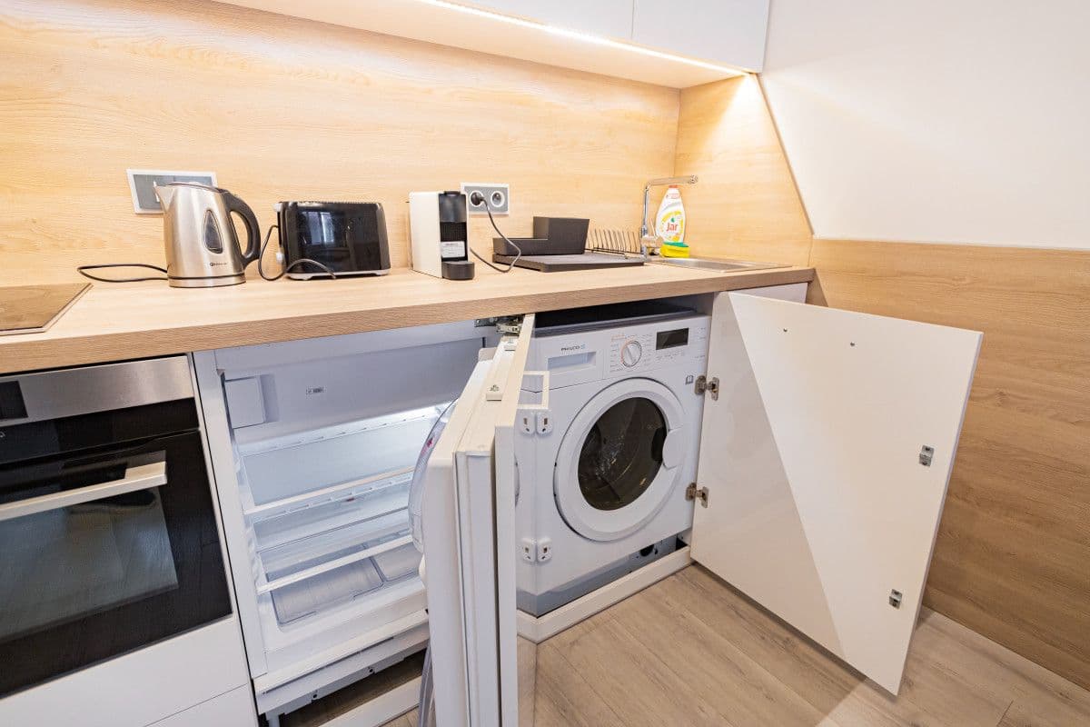 flat to rent, 25 m², Stroupežnického, Prague, Prague