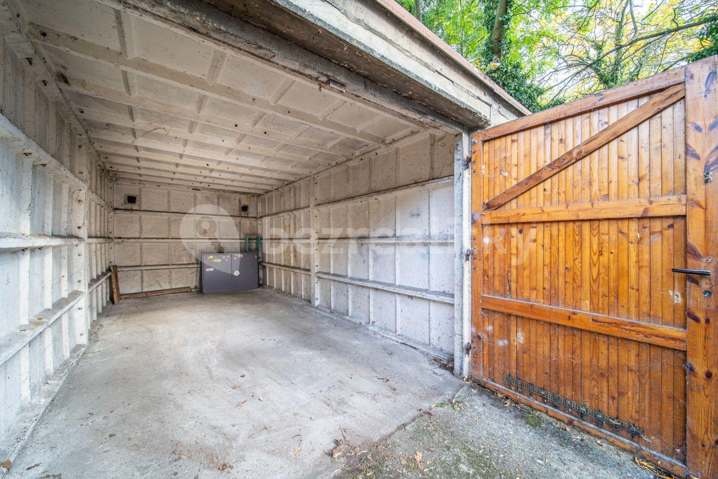 garage for sale, 18 m², Prague, Prague