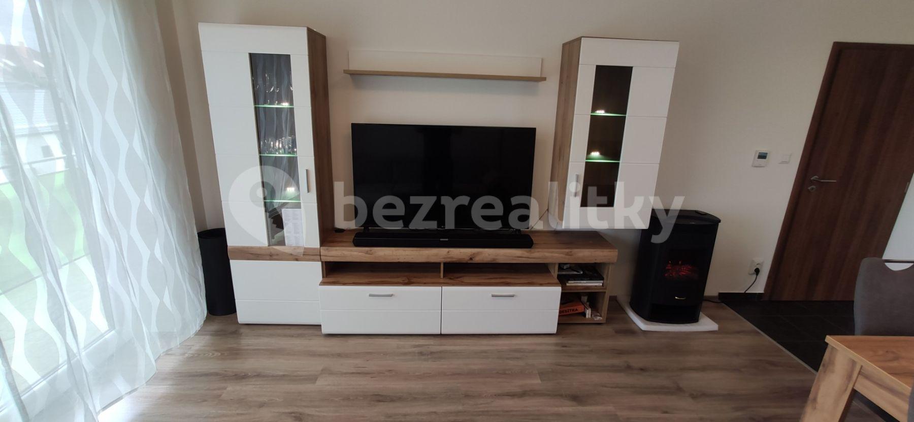 1 bedroom with open-plan kitchen flat to rent, 60 m², Boží Hora, Ivančice, Jihomoravský Region