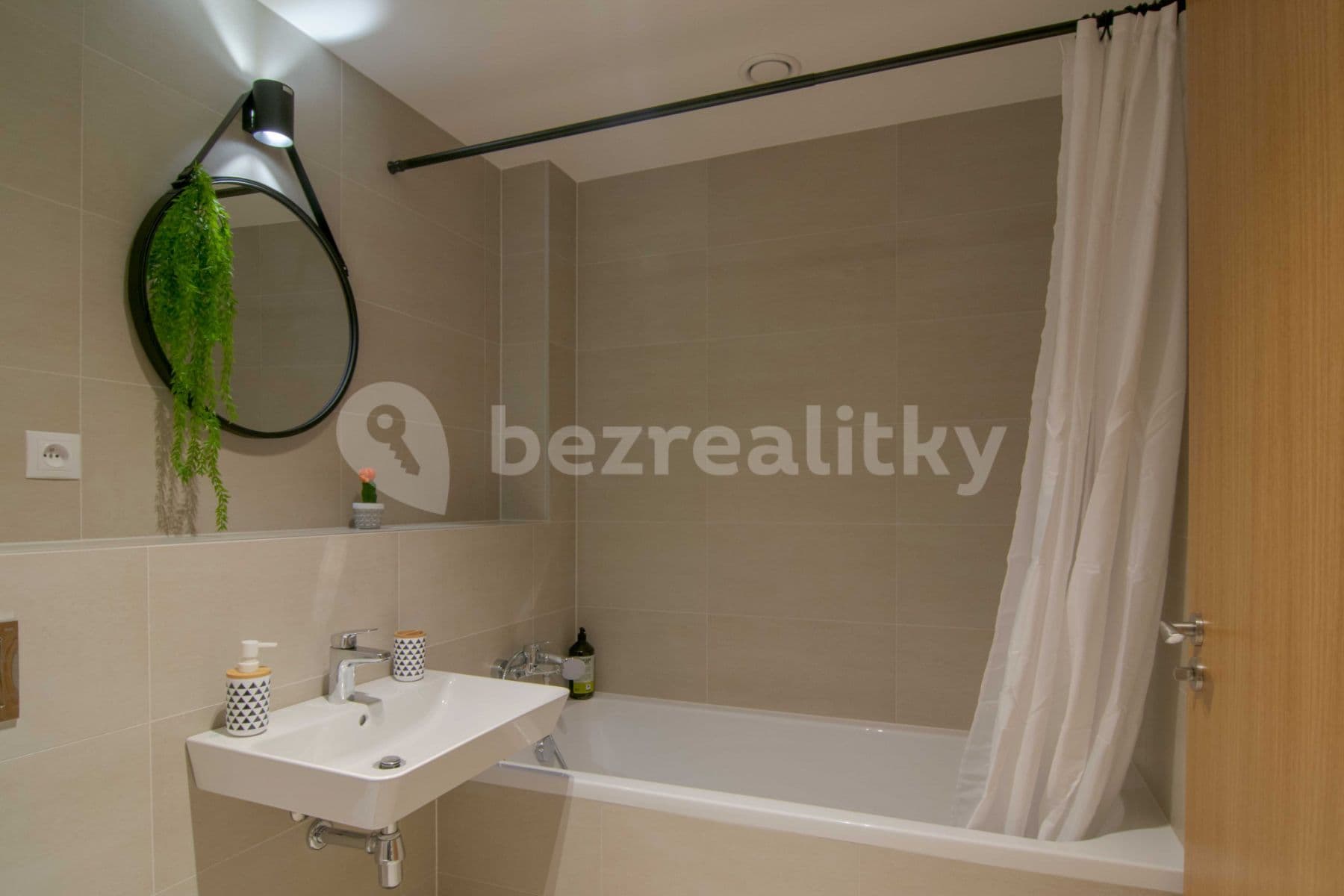 flat to rent, 60 m², U Průhonu b, Prague, Prague