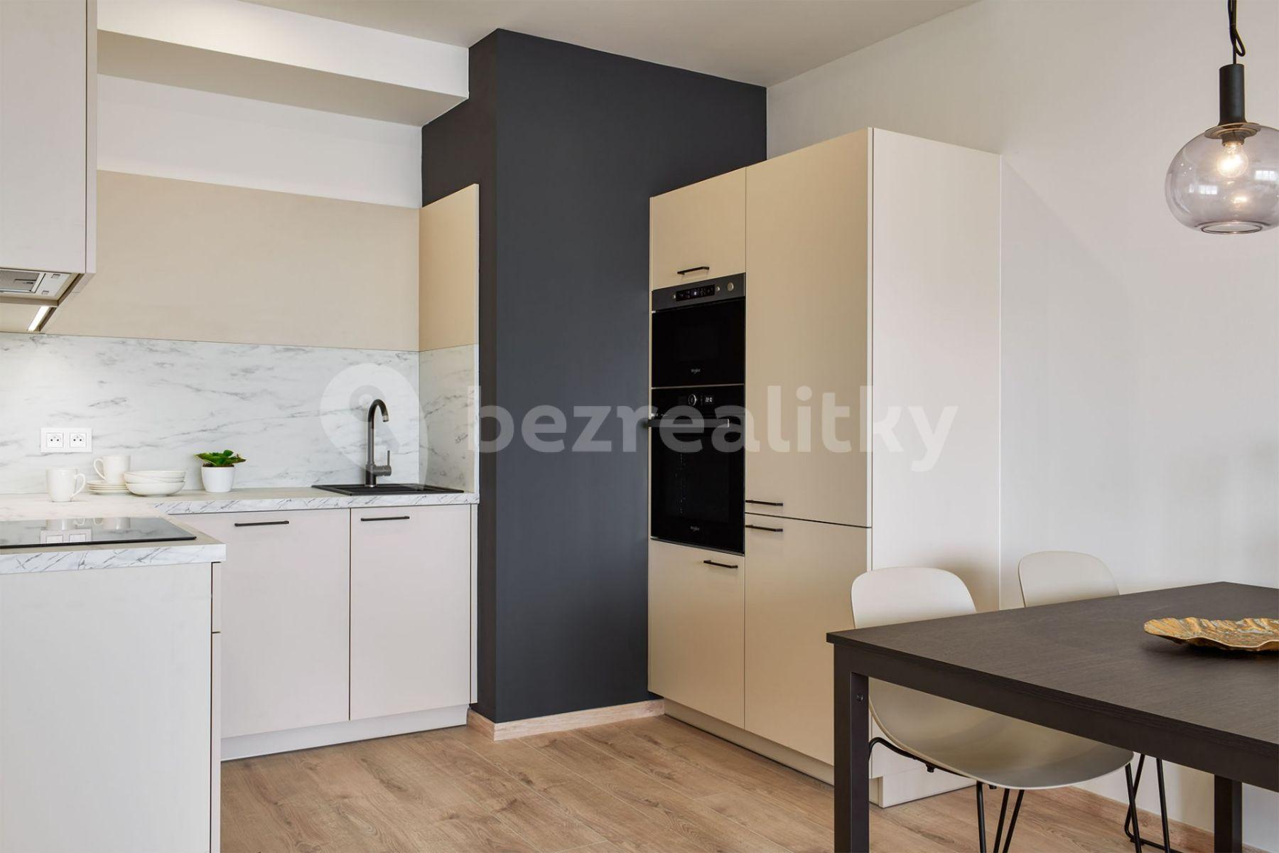 1 bedroom with open-plan kitchen flat for sale, 50 m², U Plynárny, Prague, Prague