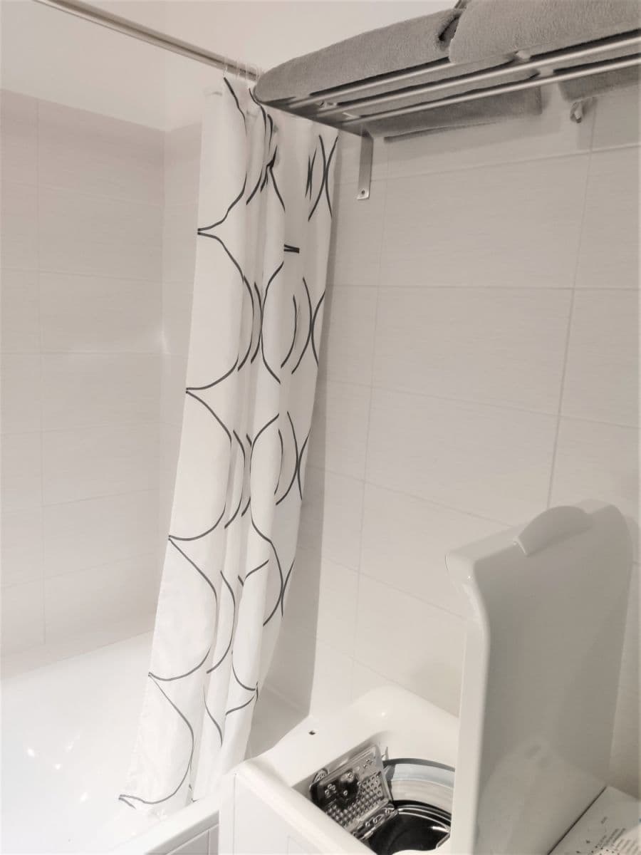 flat to rent, 40 m², Mamateyova, Petržalka, Bratislavský Region