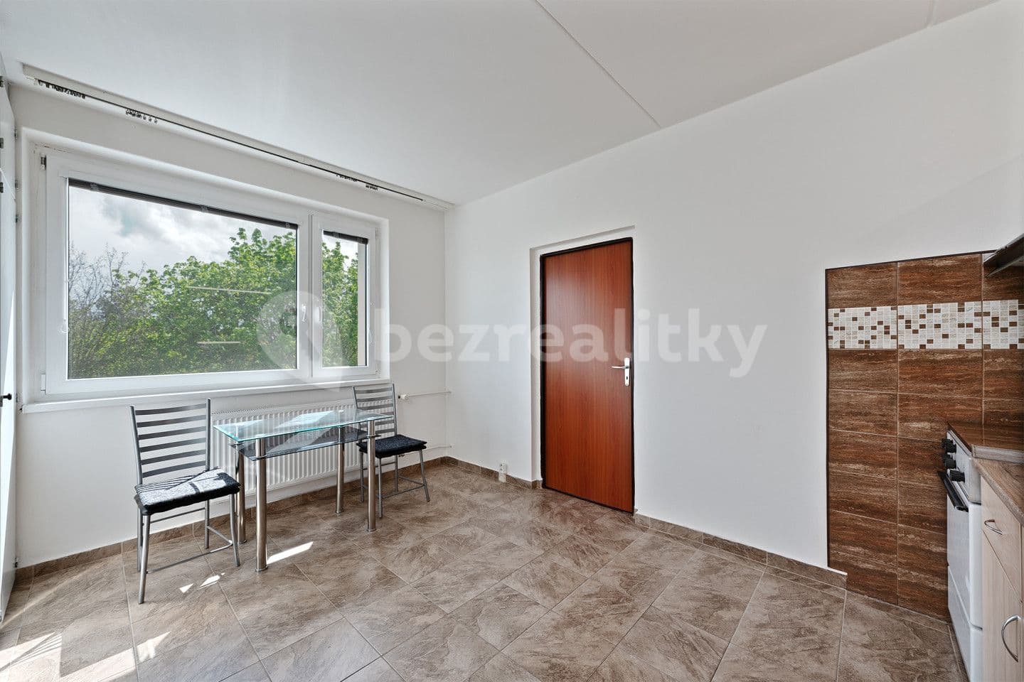 1 bedroom flat for sale, 36 m², Kamenný vrch, Chomutov, Ústecký Region