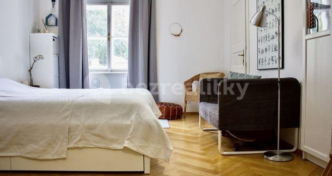 2 bedroom with open-plan kitchen flat to rent, 80 m², Slezská, Prague, Prague