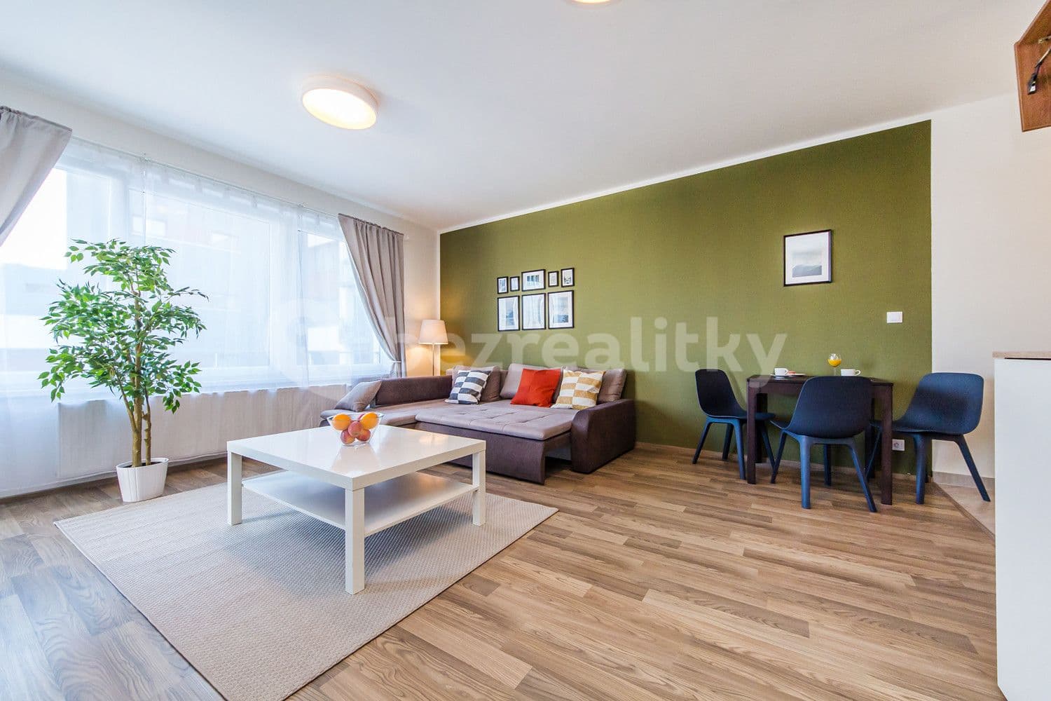 flat to rent, 65 m², Švehlova, Prague, Prague