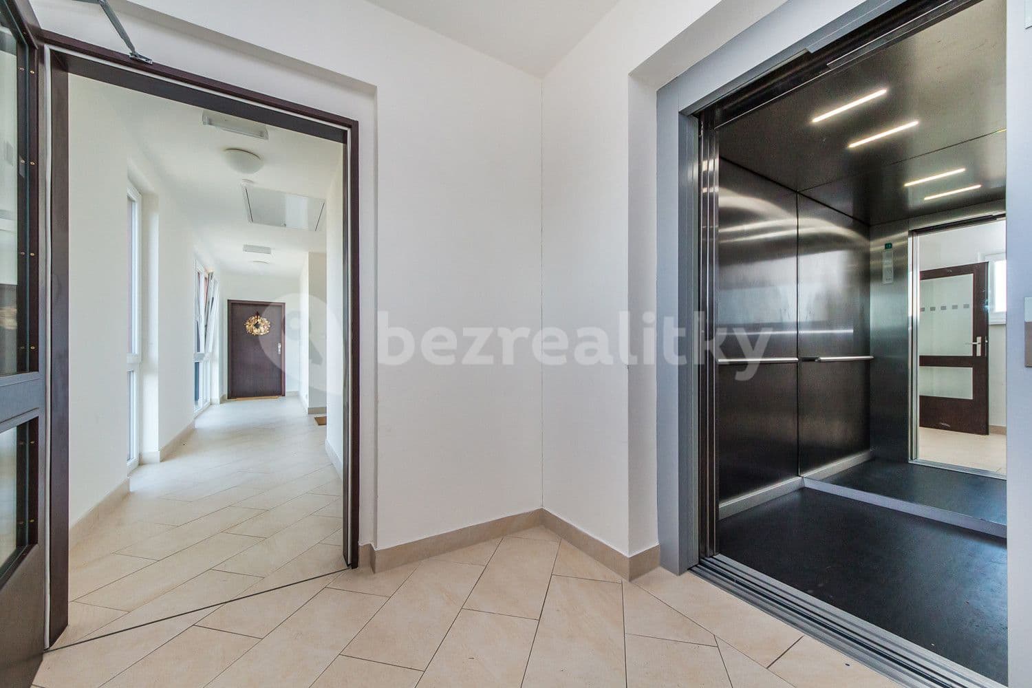 flat to rent, 65 m², Švehlova, Prague, Prague
