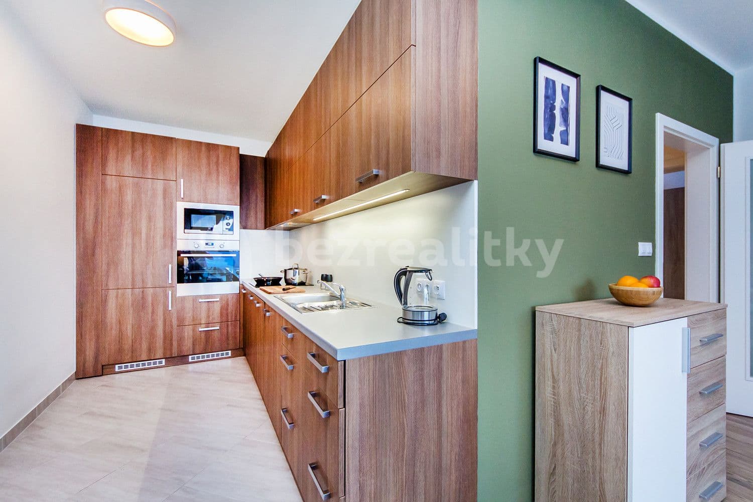 flat to rent, 65 m², Švehlova, Prague, Prague