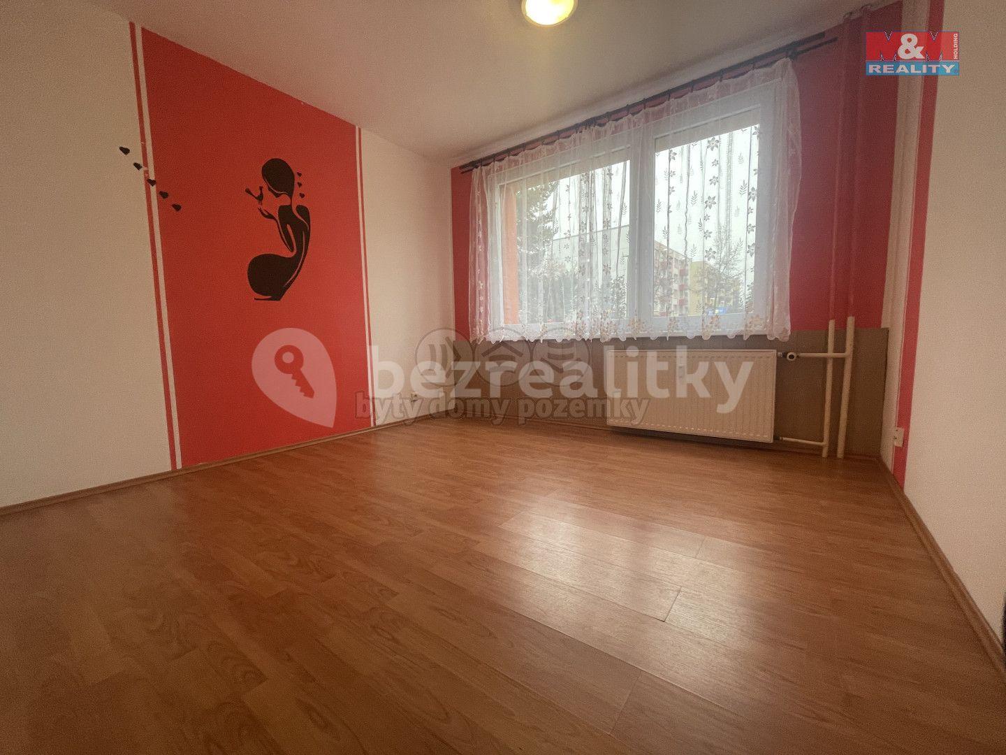 3 bedroom flat for sale, 72 m², Na Bílé husi, Blatná, Jihočeský Region