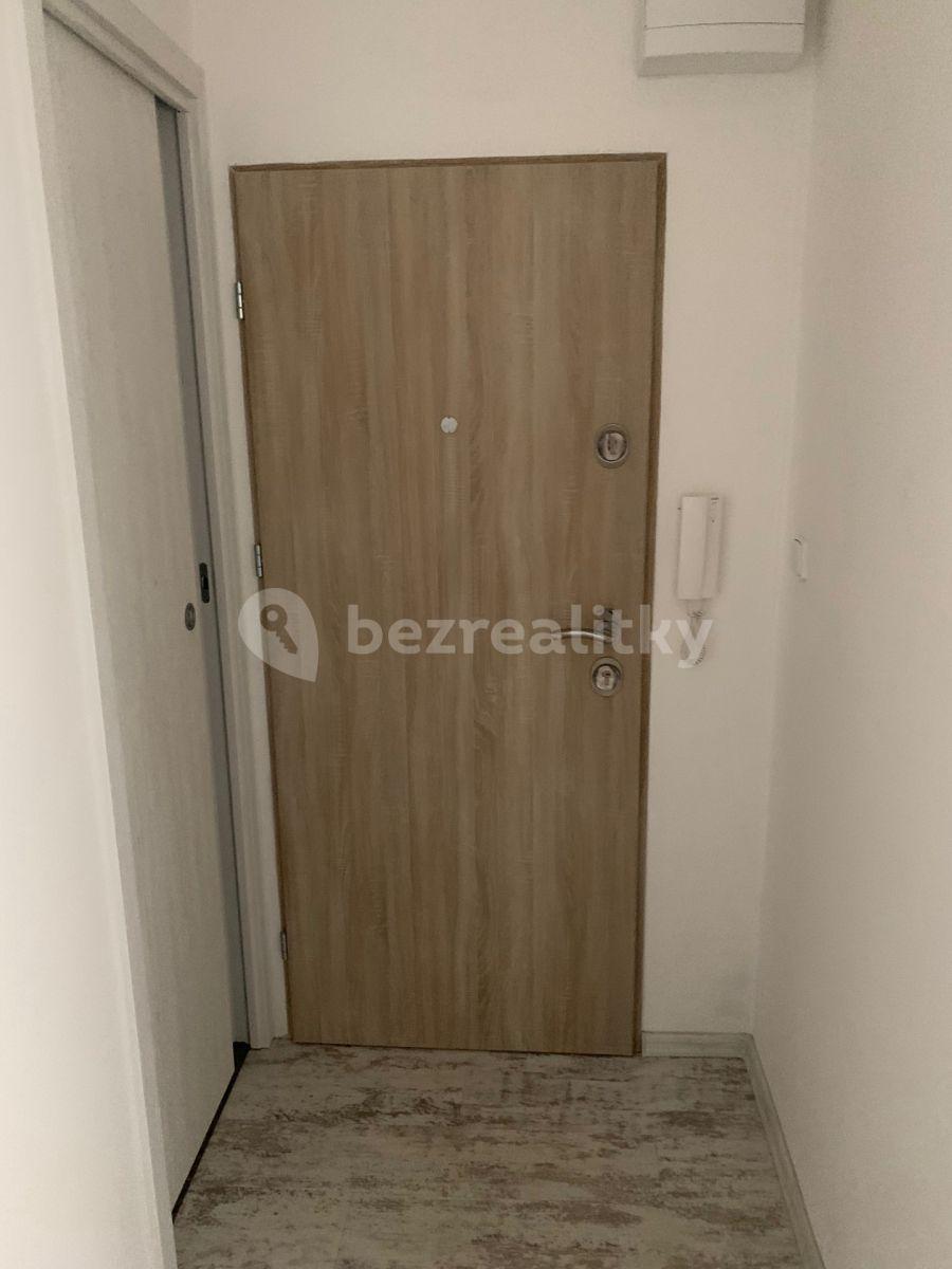 3 bedroom flat to rent, 75 m², Vrbenského, Brno, Jihomoravský Region