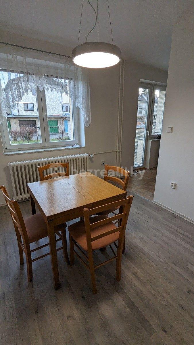 2 bedroom with open-plan kitchen flat to rent, 67 m², Purkyňova, Náchod, Královéhradecký Region