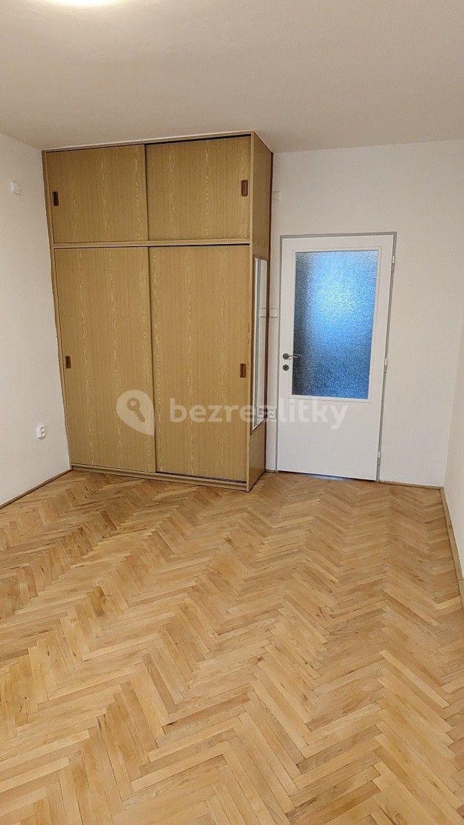 2 bedroom with open-plan kitchen flat to rent, 67 m², Purkyňova, Náchod, Královéhradecký Region