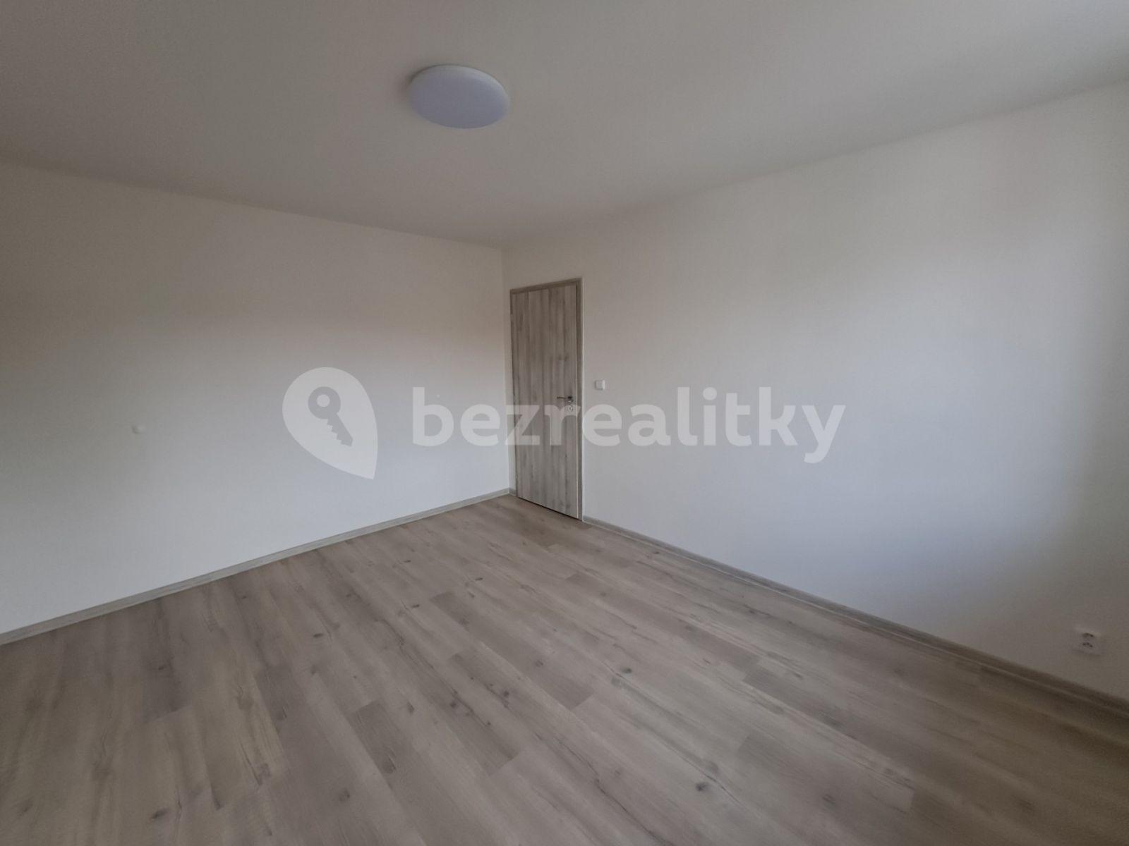 2 bedroom with open-plan kitchen flat to rent, 55 m², Bratrská, Bystřice nad Pernštejnem, Vysočina Region