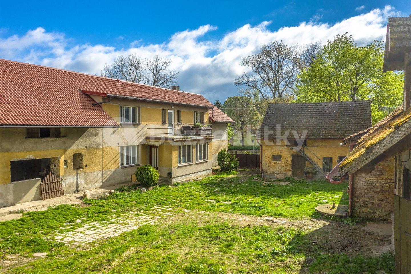 house for sale, 188 m², Nepoměřice, Středočeský Region