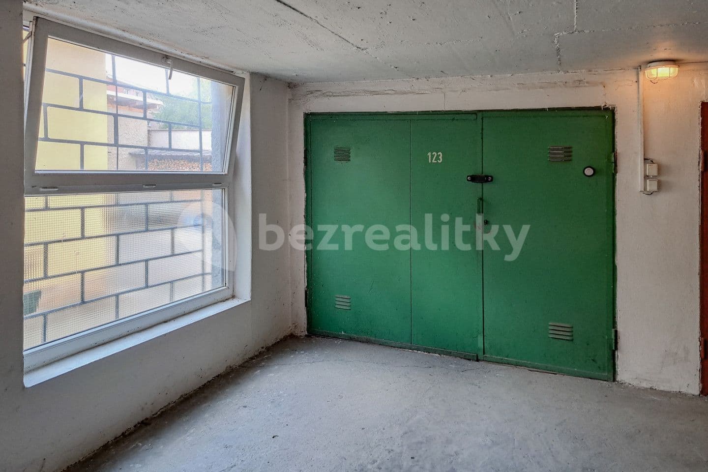 garage for sale, 17 m², Tománkova, Přerov, Olomoucký Region