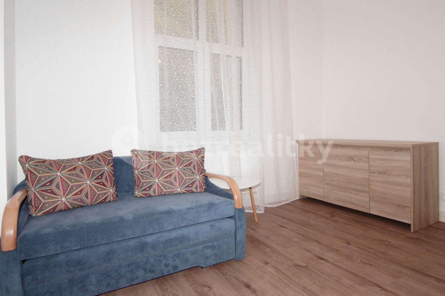 1 bedroom flat to rent, 30 m², Vřídelní, Karlovy Vary, Karlovarský Region